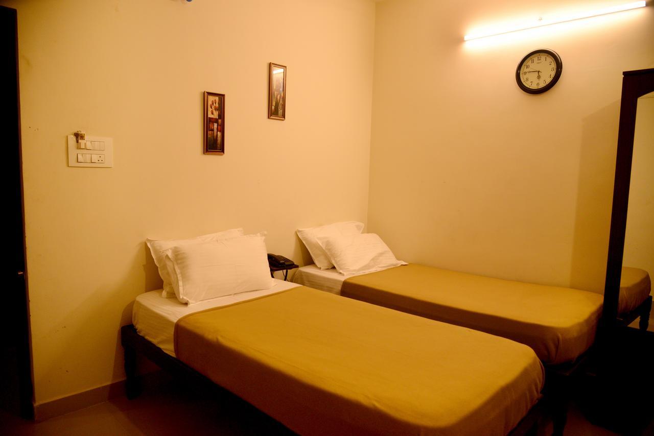 Arjun Inn Chennai Bilik gambar